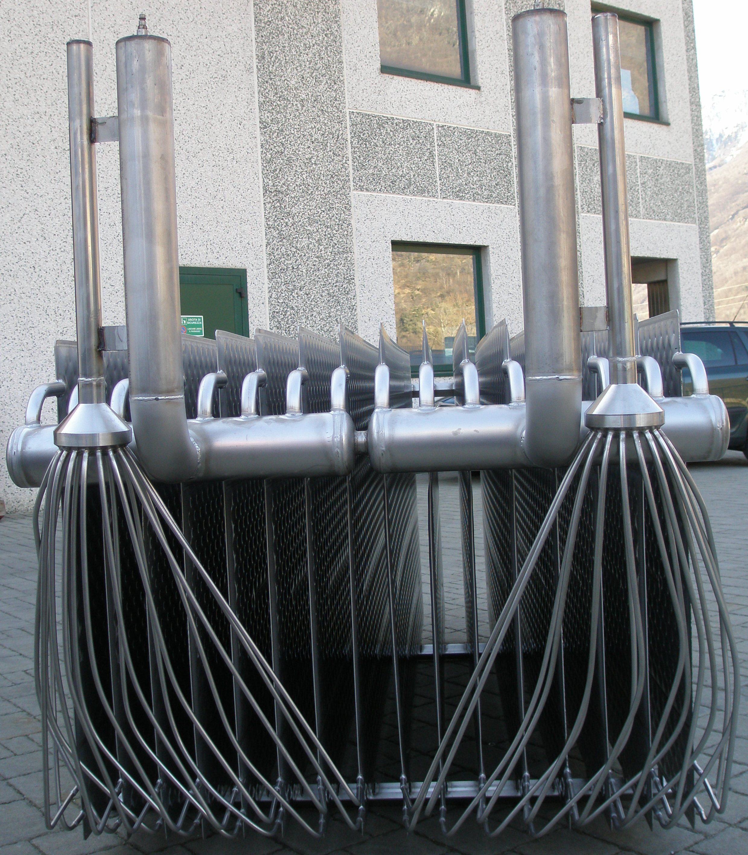 heat transfer through jacket The heating of conductors, insulated conductors, innermost cable is determined in a very good approximation by the jacket surface heat transfer through. heat transfer through jacket The heating of conductors, insulated conductors, innermost cable is determined in a very good approximation by the jacket surface heat transfer through.