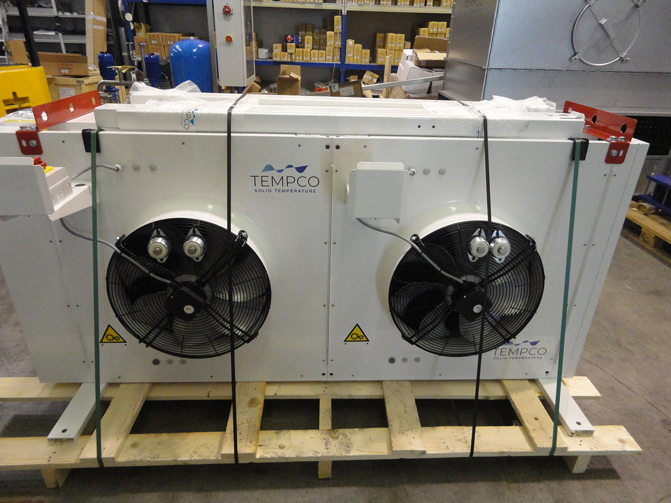 Immagine che mostra un elettroradiatore come componente di un sistema integrato per raffreddamento di gruppi elettrogeni di emergenza 